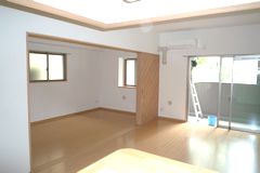 090624uleru-201-heya2.jpg