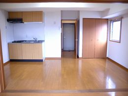 rjrsasebo601-heya1.jpg